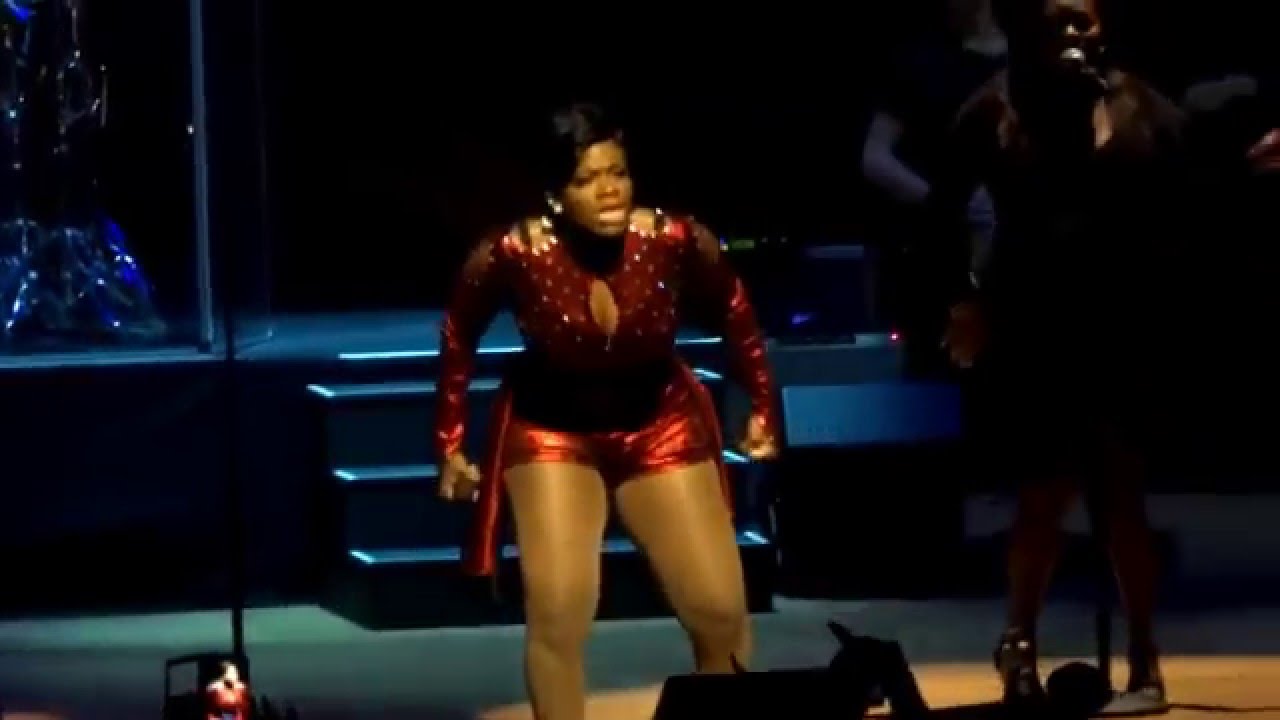 Fantasia - Performs 
