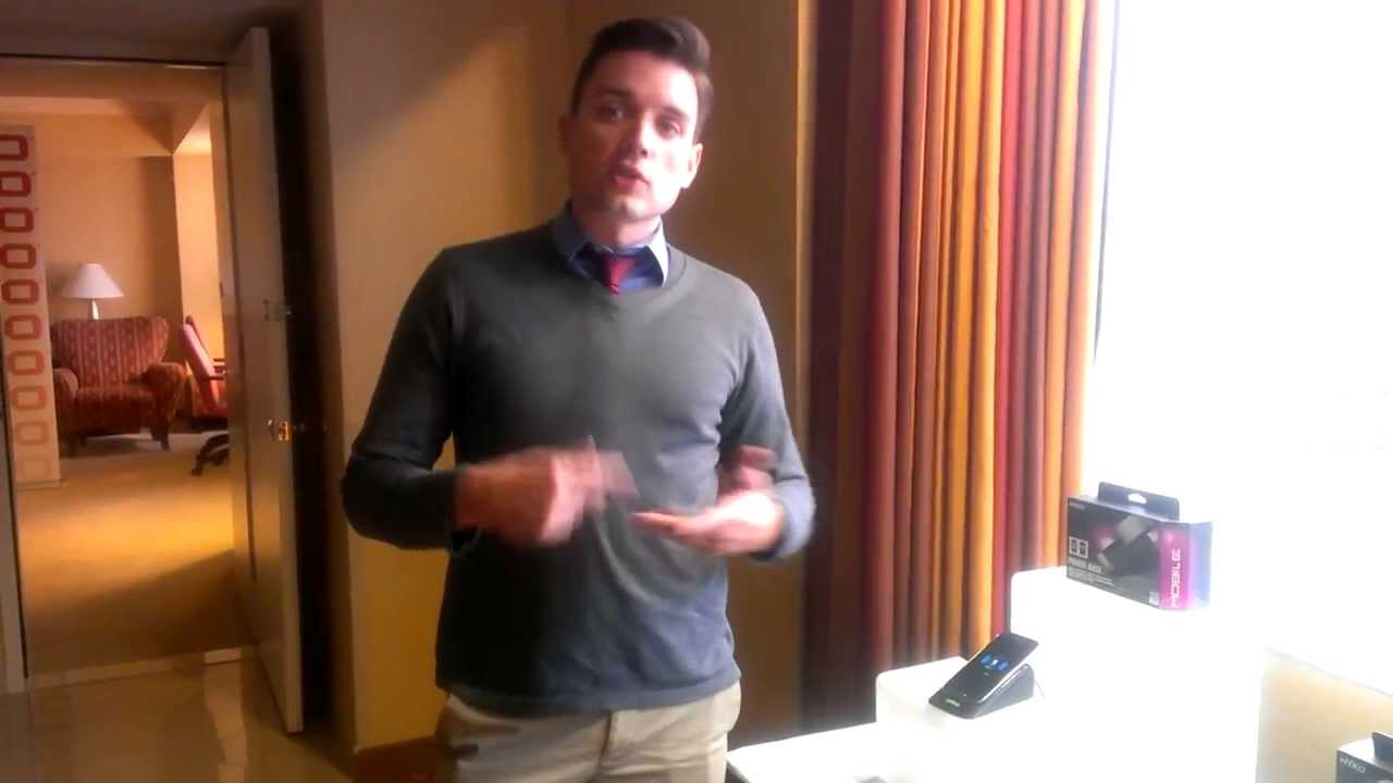 CES 2014: Nyko Power Base for Galaxy S3/4 and Nexus 5 Walk-through