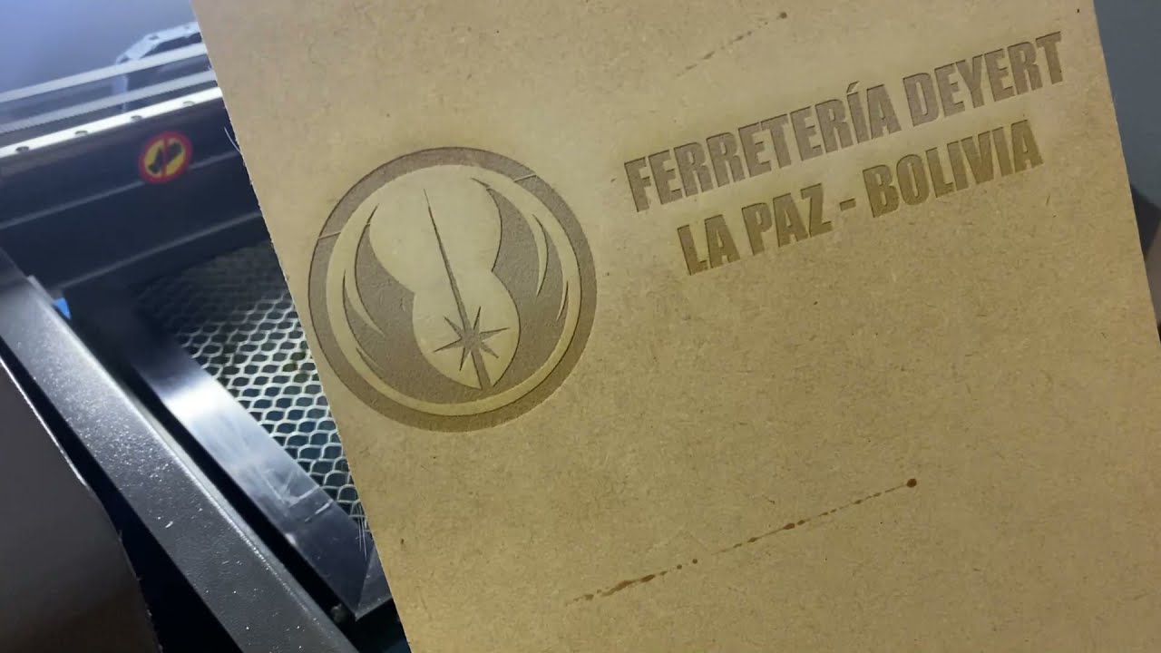 Corte y grabado con láser CO2 50W