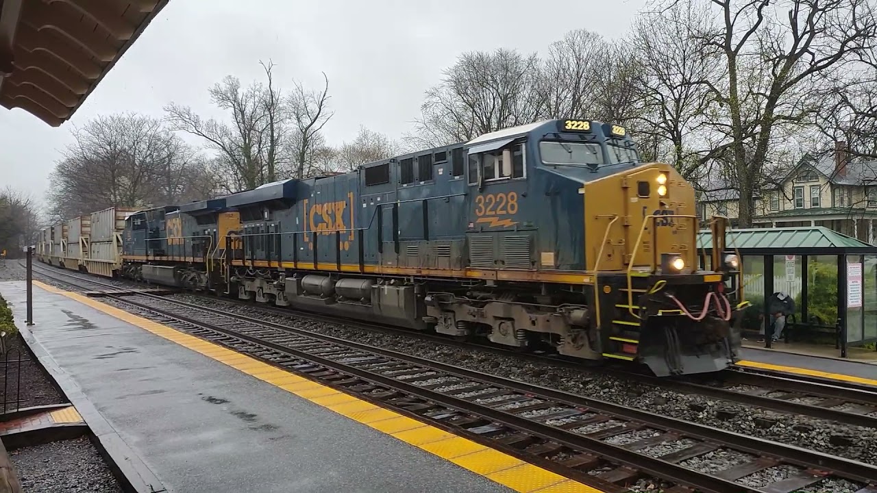 MARC, CSX, Amtrak HD: Trains at Rockville + Gaithersburg Station