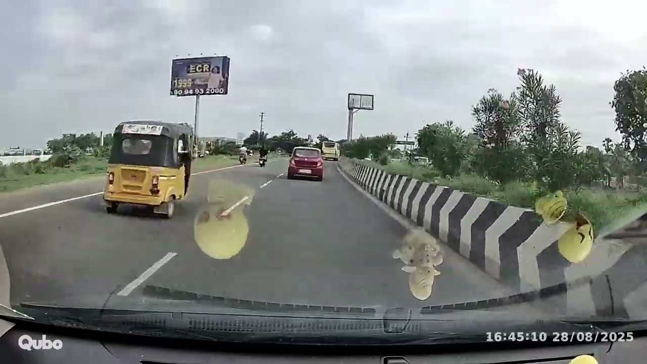 Drive to Blue Flags beach in Kovalam | Added footages from beach in the end