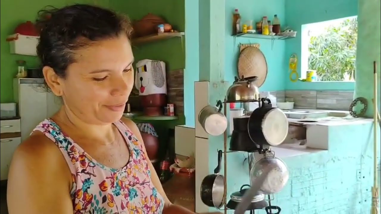 ALMOÇO DE BAIÃO DE DOIS PEIXE FRITO NO ÓLEO DE COCO E MOSTRANDO A PLANTAÇÃO NA ROÇA 