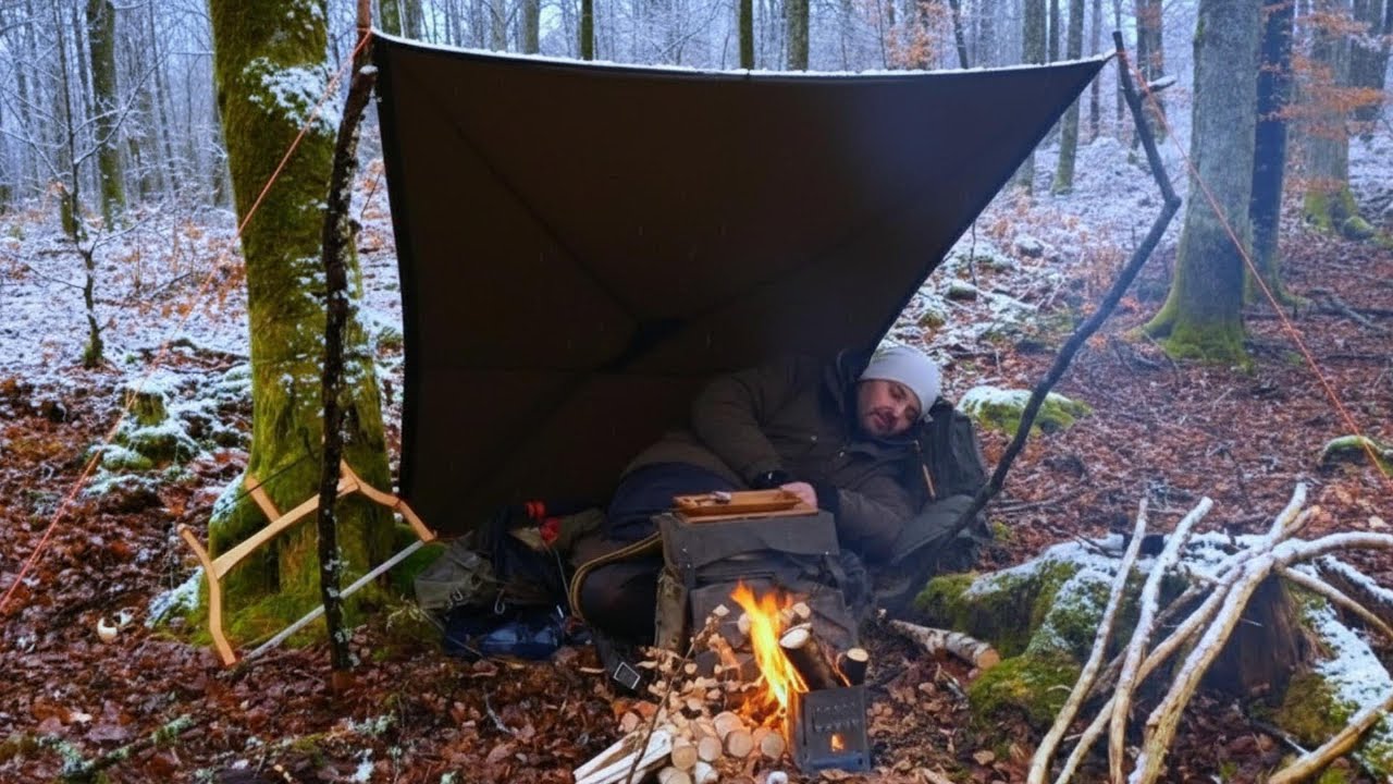 Surviving the Night Alone in the Winter Forest Without a Tent