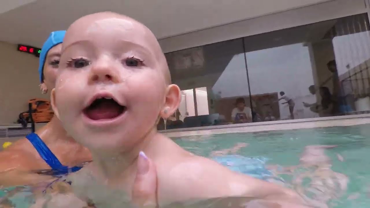 🌊👶Bebés Divirtiéndose en la Piscina: Momentos Inolvidables con el Método Lenoarmi 🌊👶✨