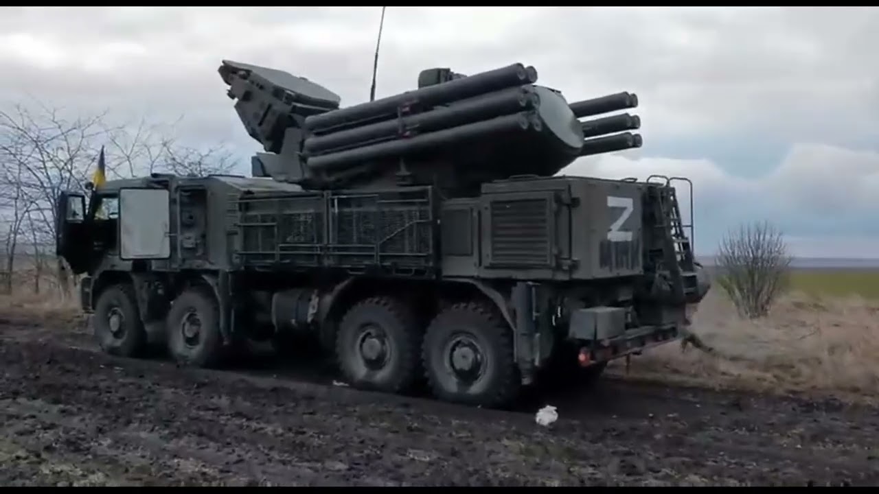 what does the z mean on russian tanks ? #ukraine vs Russia war #russiantanks
