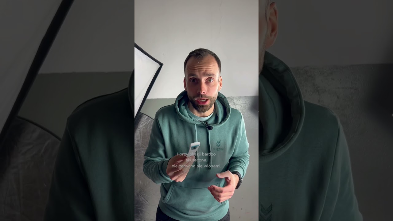 MIT O AED NUMER 1: OWŁOSIONA KLATKA PIERSIOWA - jak postępować? #pierwszapomoc #mity #ratowanie
