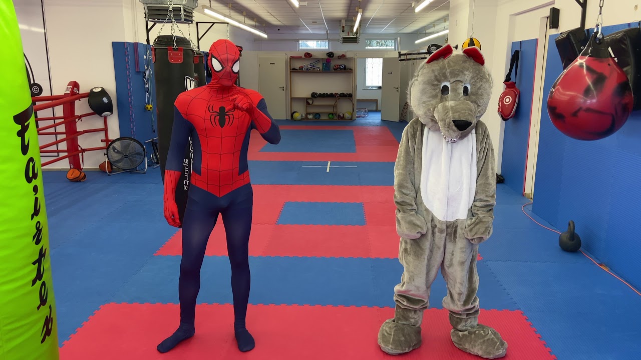 # 7 Kids Kinder Boxen Kickboxen Spiderman vs Böser Wolf