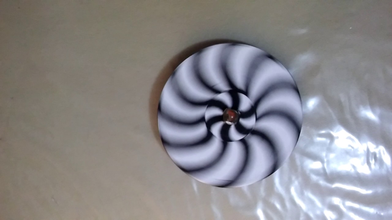 Arte Cinético hecho con cd's