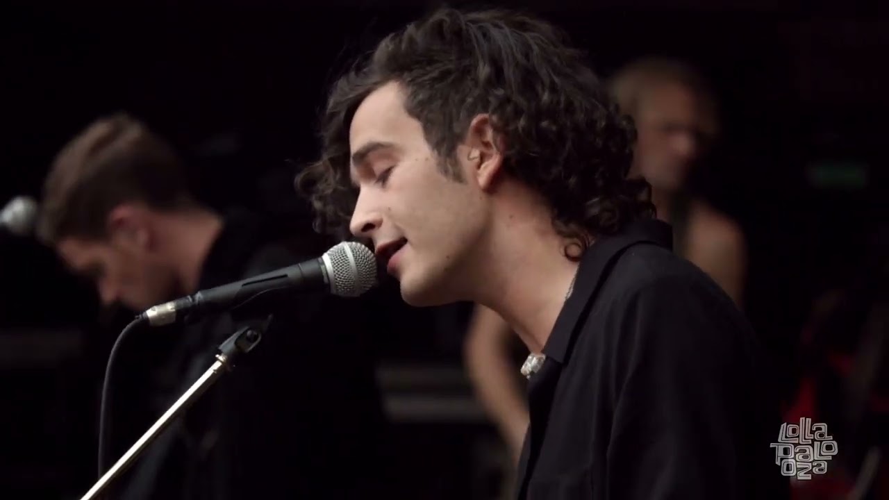 The 1975 - MONEY (Live At Lollapalooza 2014) (4K)