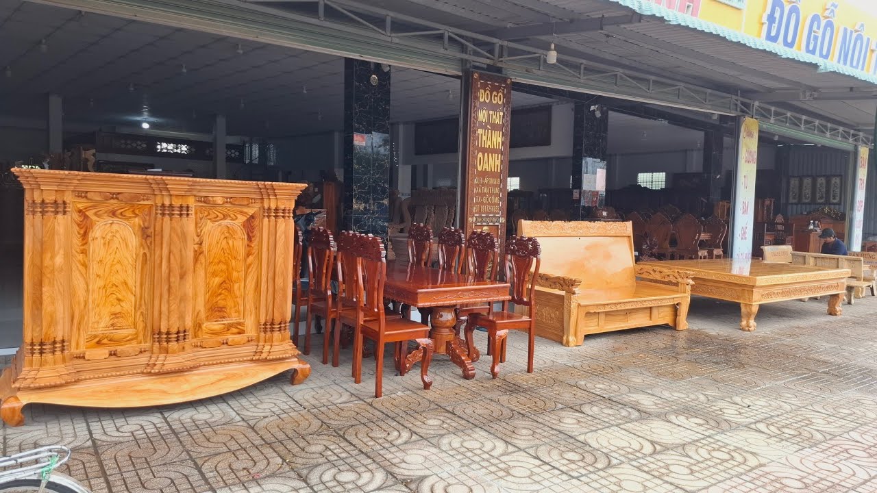 Gt 4 sản phẩm chốt online.Tủ thờ 19 trụ bông vân gõ đỏ,bộ bàn 8 ghế,ly văng chân quỳ,ghế trường kỷ