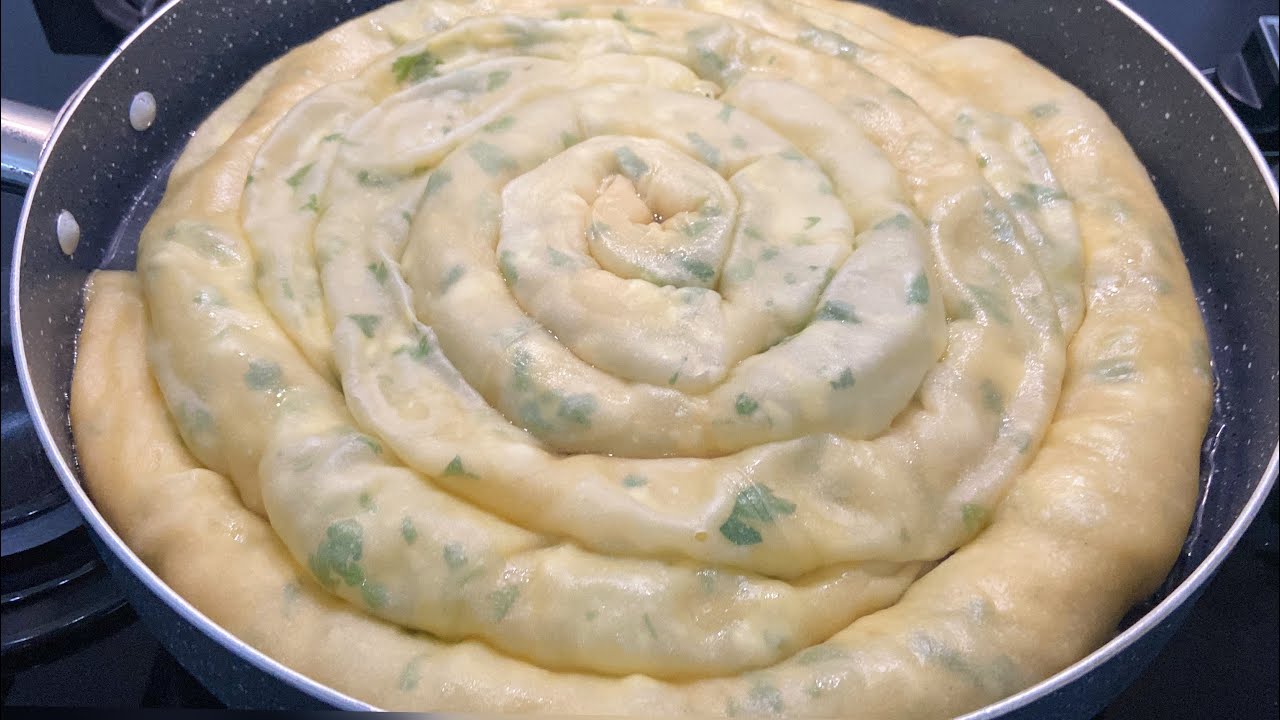 MAYA YOK BEKLEMEK YOK ‼️FIRINSIZ SADECE İKİ BEZE İLE TAVA BÖREĞİ NASIL YAPILIR /KOLAY BÖREK TARİFİ