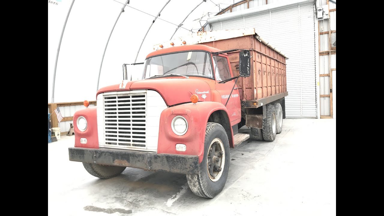1966 International 1600 LOADSTAR - Parts Unit 66IH060