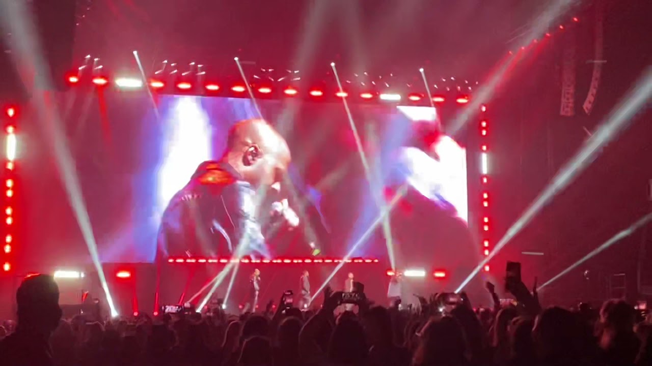 JLS - She Makes Me Wanna (Live in London)