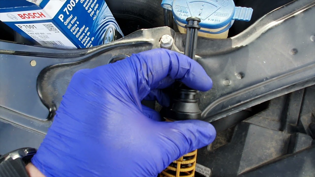 Mercedes Benz CLC 220 CDI Oil change & Service 
