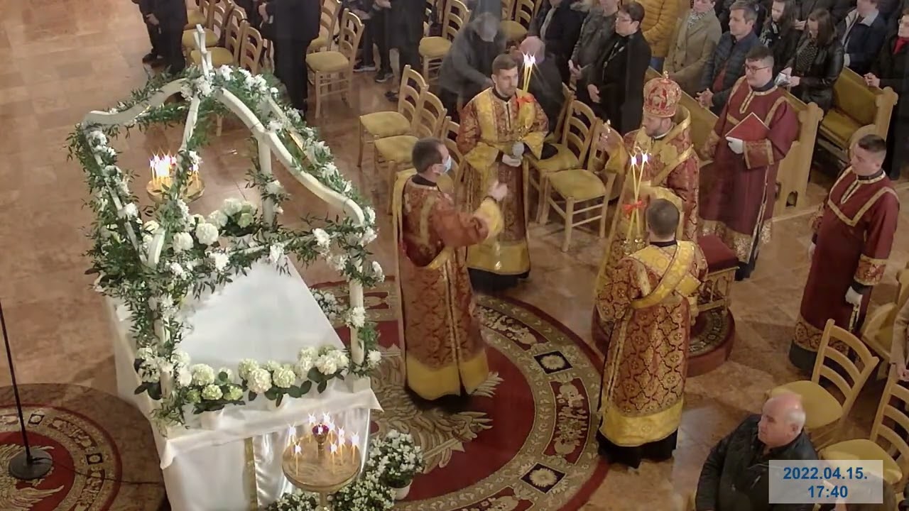 Sírbatételi vecsernye Nagypénteken 2022