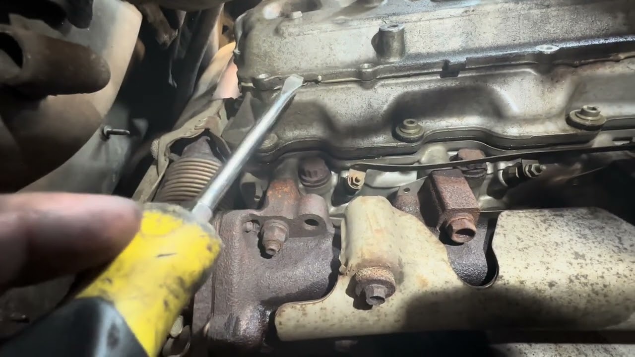 How to replace lb7 Duramax injectors and cups.