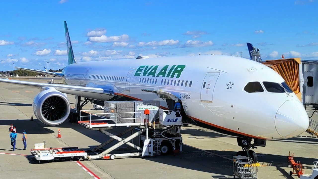 EVA AIR BR183 Tokyo Narita---Taipei Economy Class Journey 長榮航空 BR183 經濟艙飛行報告