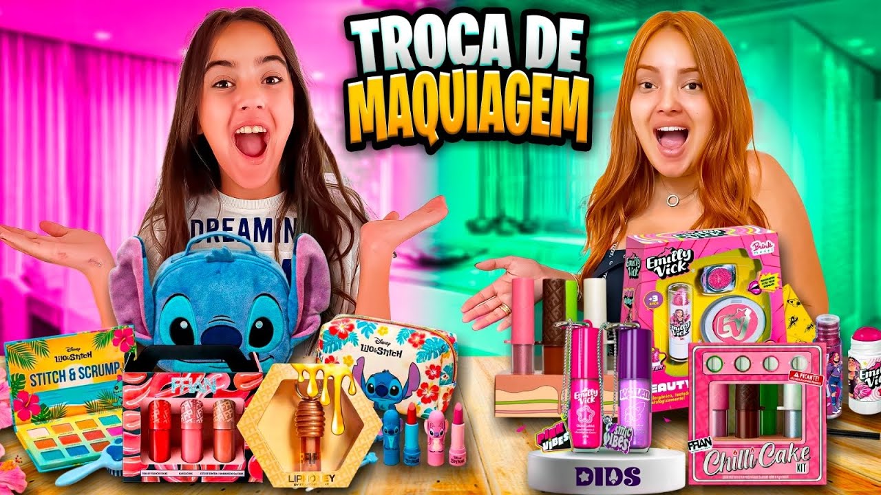 TROCA DE MAQUIAGEM COM A MINHA MÃE 