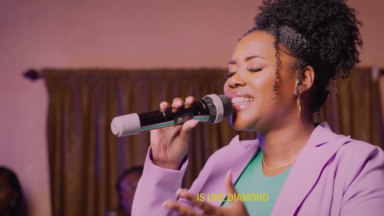 MI KOWNOE – Mijeesa Kastierie feat. Lycintha Watsaam-Winters (Official Live Worship)