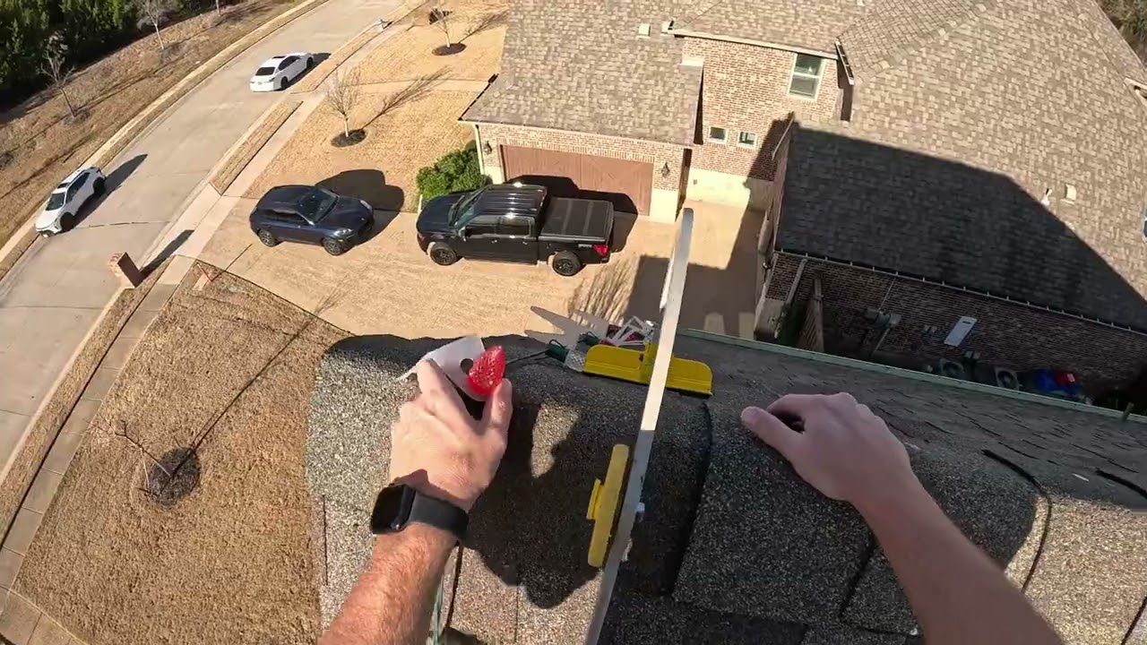 [POV] Taking Down Christmas Lights Fast and Easy