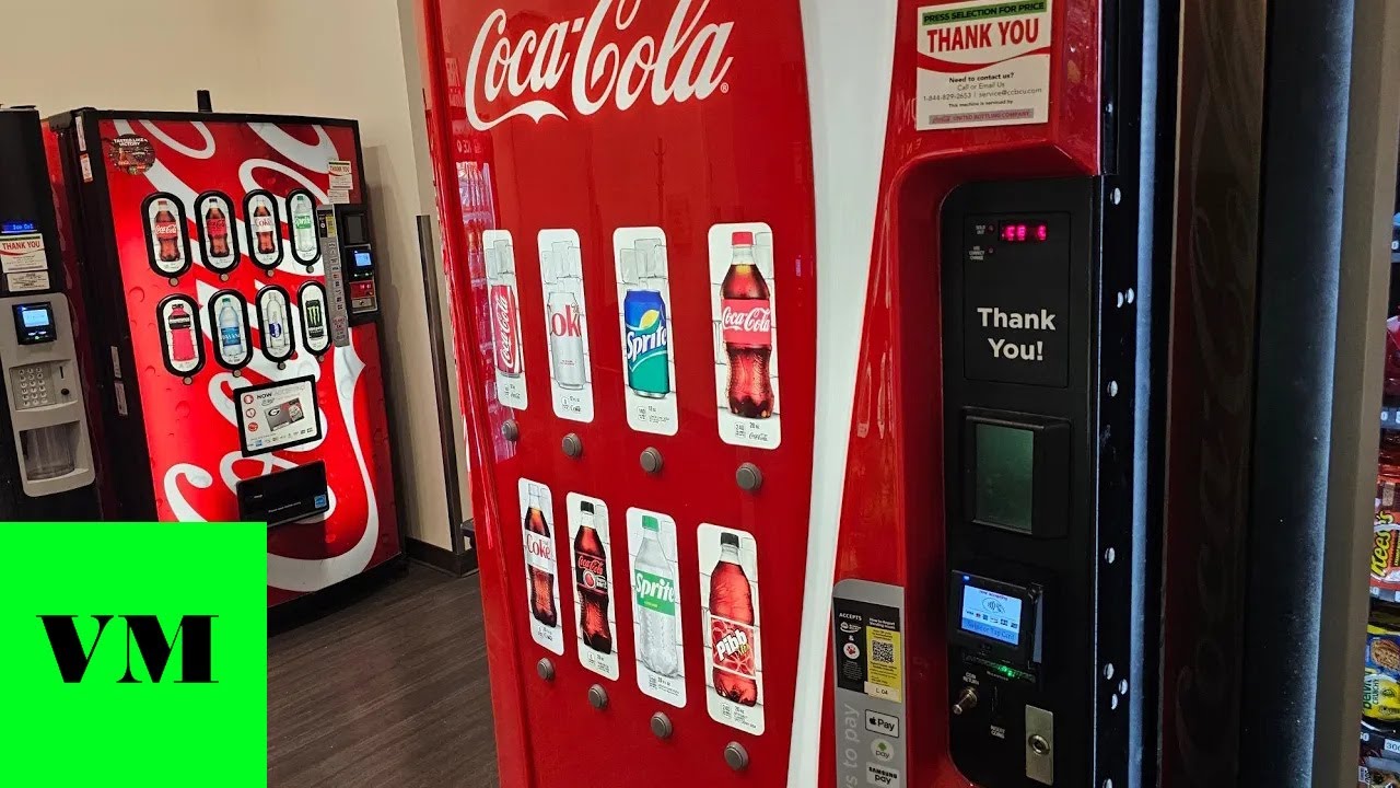 НОВЫЙ торговый автомат Royal Vendors Coke &mdash; Учебный центр Миллера при Университете Джорджии (Афин...