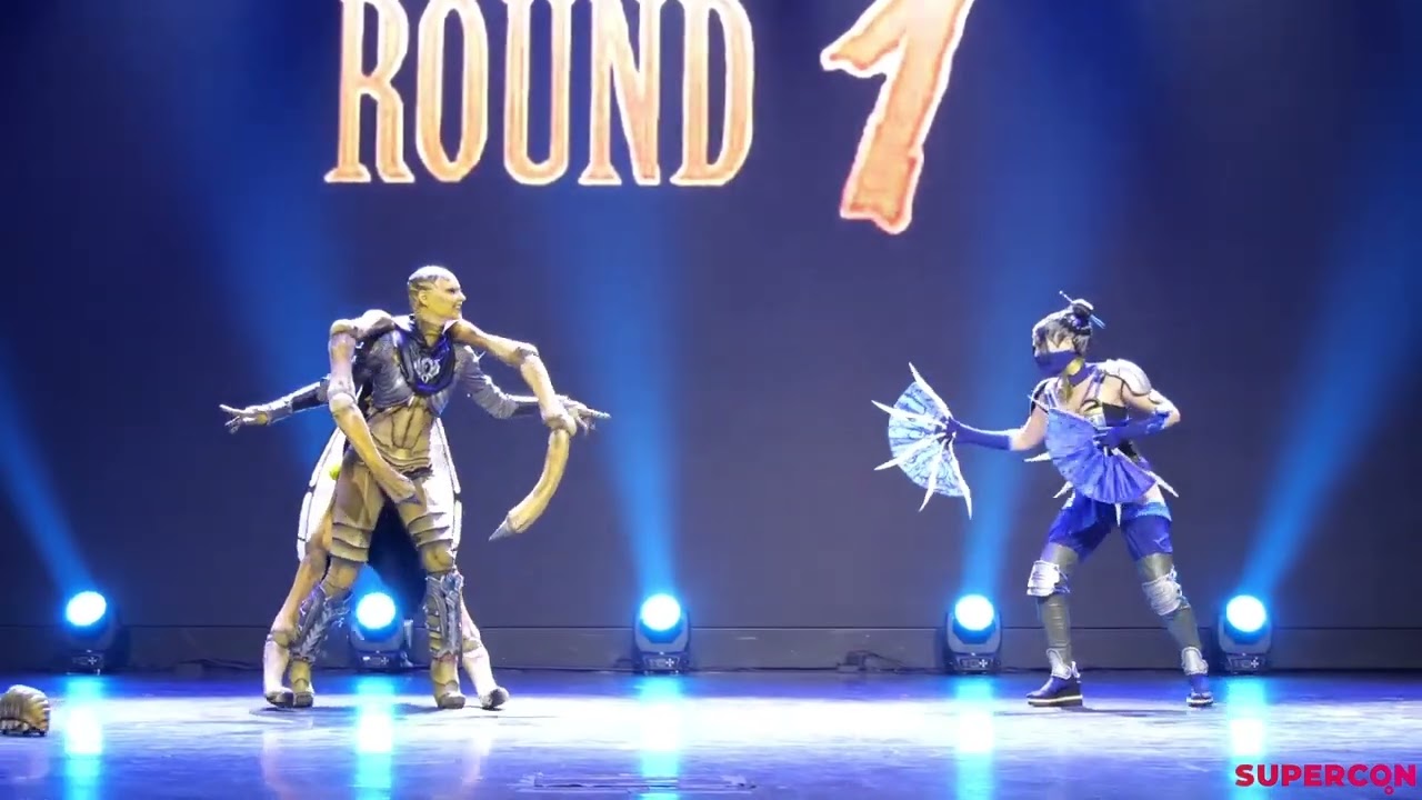D'Vorah, Kitana. Mortal Kombat Cosplay