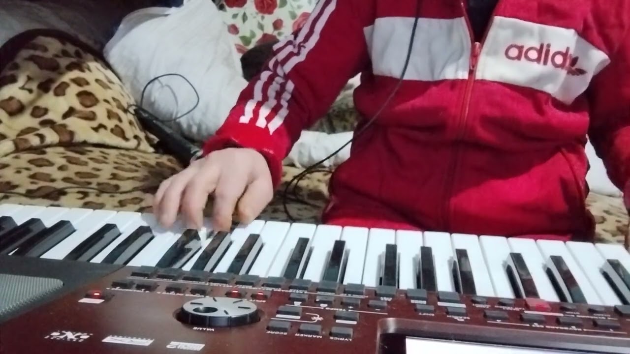 DEALU-I DEAL ȘI VALEA-I VALE 🎹