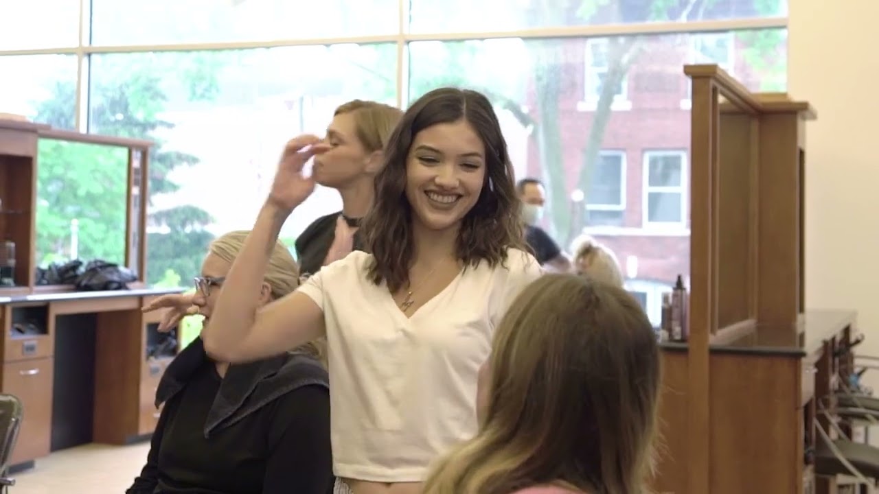 Zano Salons Keeps Their Team in Sync with Prospr