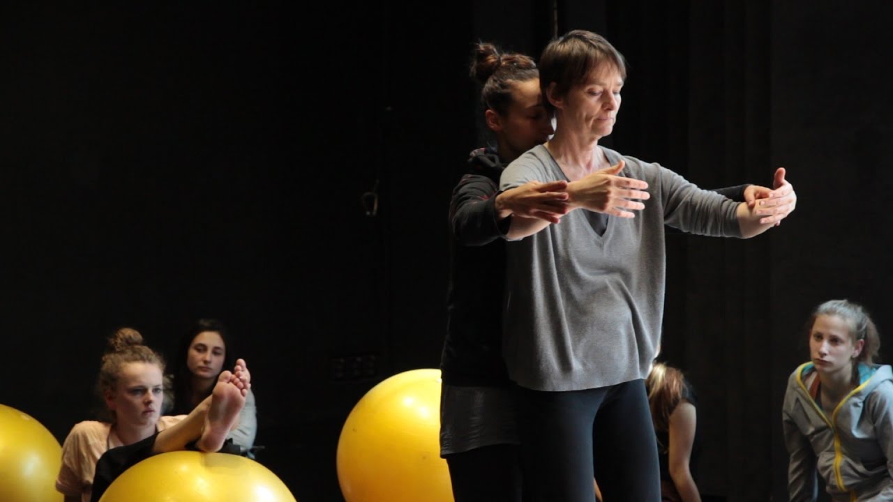 Body - Mind Centering Method with Anna Sedlačková / short video