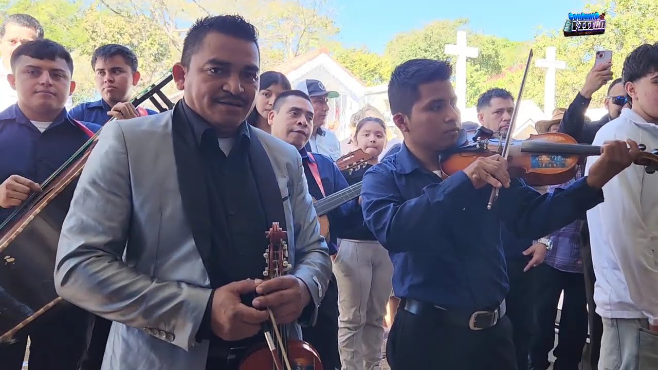 Así le dan la despedida en el cementerio San Luis de la reina