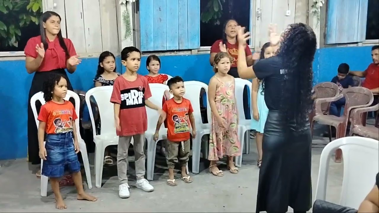 Grupo de crianças: Heranças do Senhor. Igreja Pentecostal Fonte de Benção no km 98 