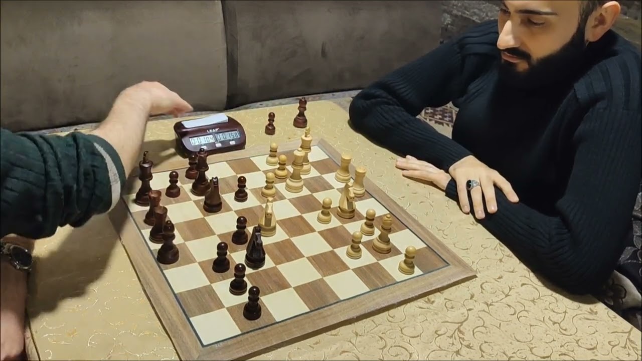 Blits Şahmat  |  R.Mammadov - T.Bunyadov | Blitz Chess Game