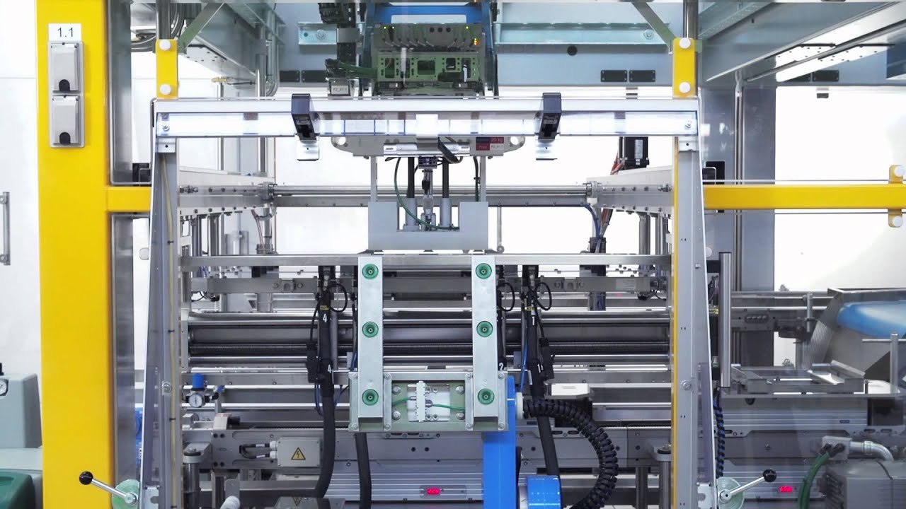Packaging line from Schubert for automated handling of croissants and Danish pastry