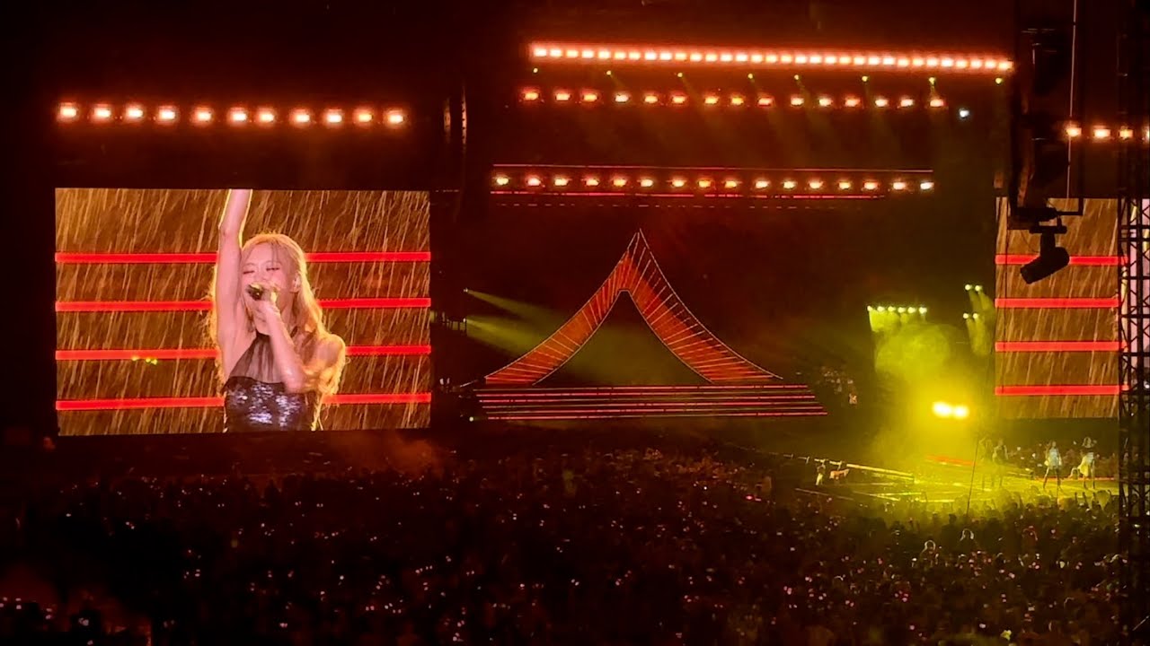 BLACKPINK [BORN PINK TOUR: ENCORE] - BOOMBAYAH + Lovesick Girls + PLAYING WITH FIRE | MetLife Day 2