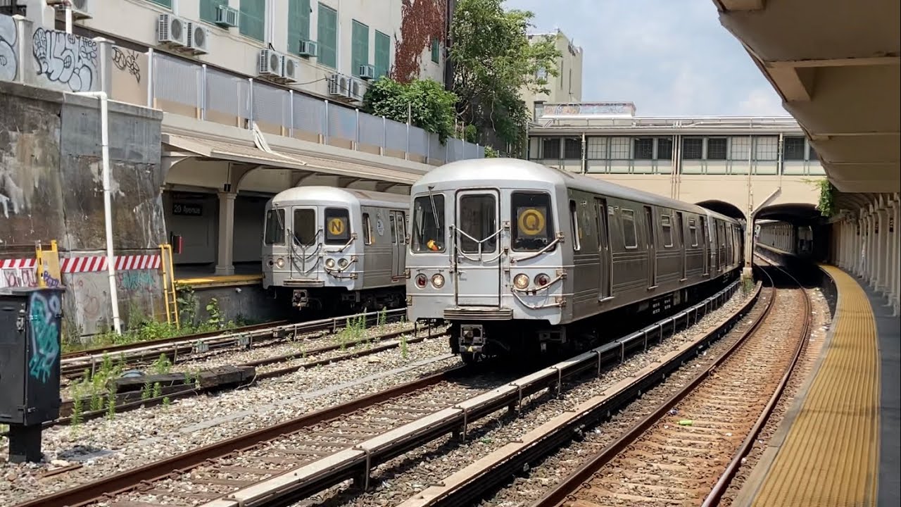 BMT Sea Beach Line: (N) Local and (Q) Express Trains @ 20th Avenue (R46, R68A)