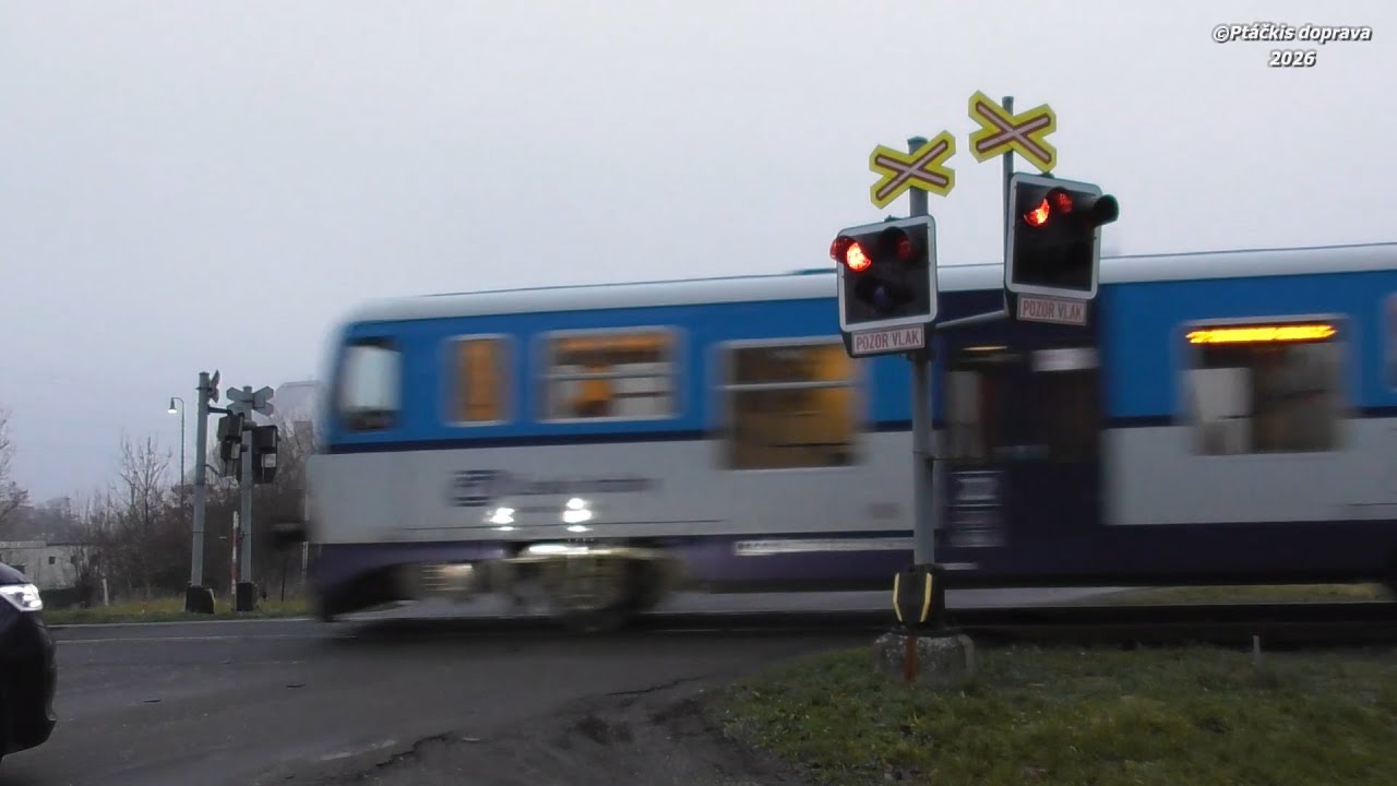 železniční přejezd Roudnice nad Labem - P2537 / 13.12.2025 [CZ]