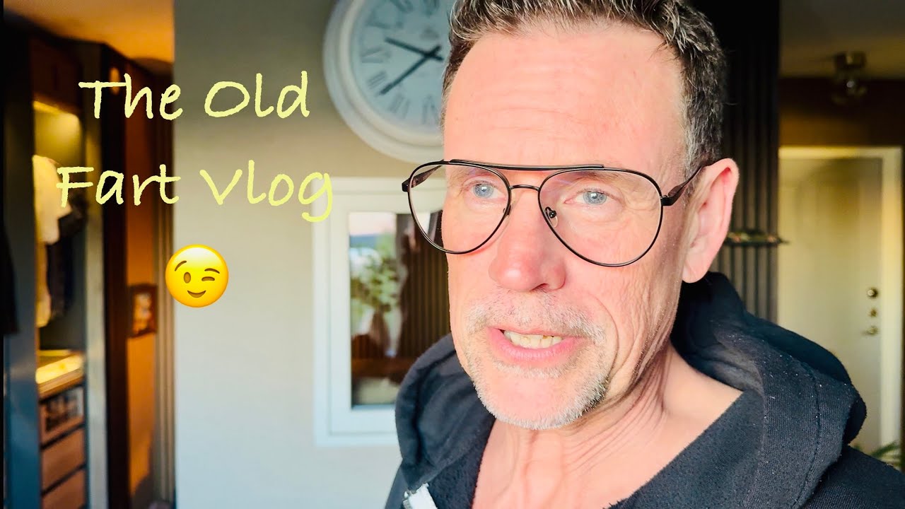 How To Vlog! Well I Don't Know But Im Starting Anyway!