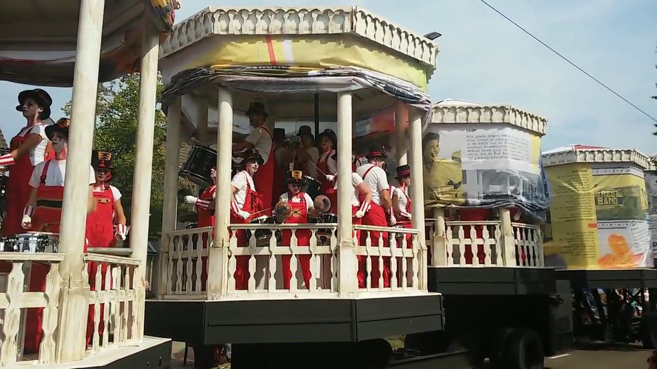 Bloed, Zweet & Tranen   'Als je voor pret bent'  Brabantse Dag 2015 HD