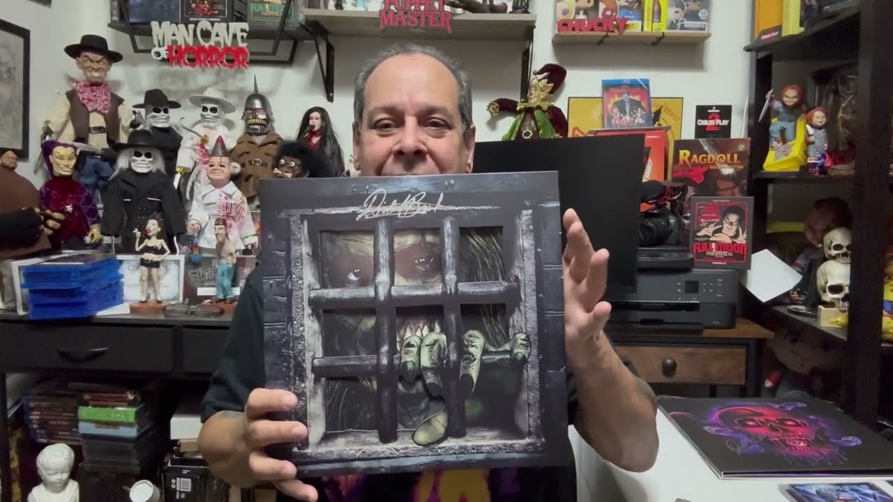 Unboxing 4 Amazing Horror Vinyl Records