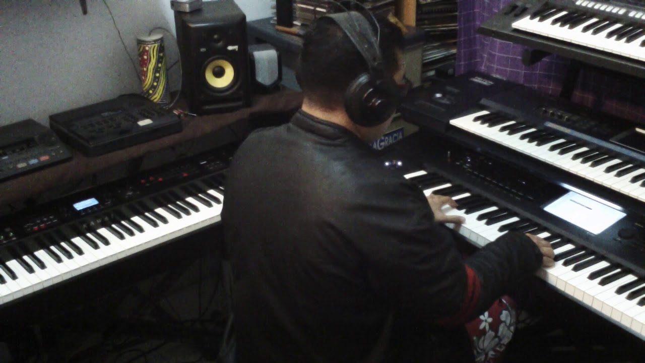 Membandingkan sound piano Kronos VS Kawai MP7SE (Comparing piano sounds of Kronos VS Kawai MP7SE)