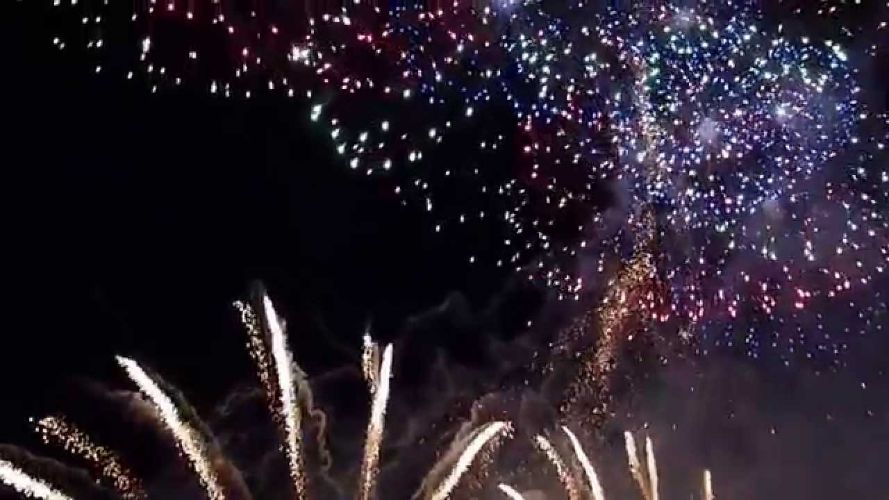 Pyromusicale Adelfia San Trifone 2013 part 1/4
