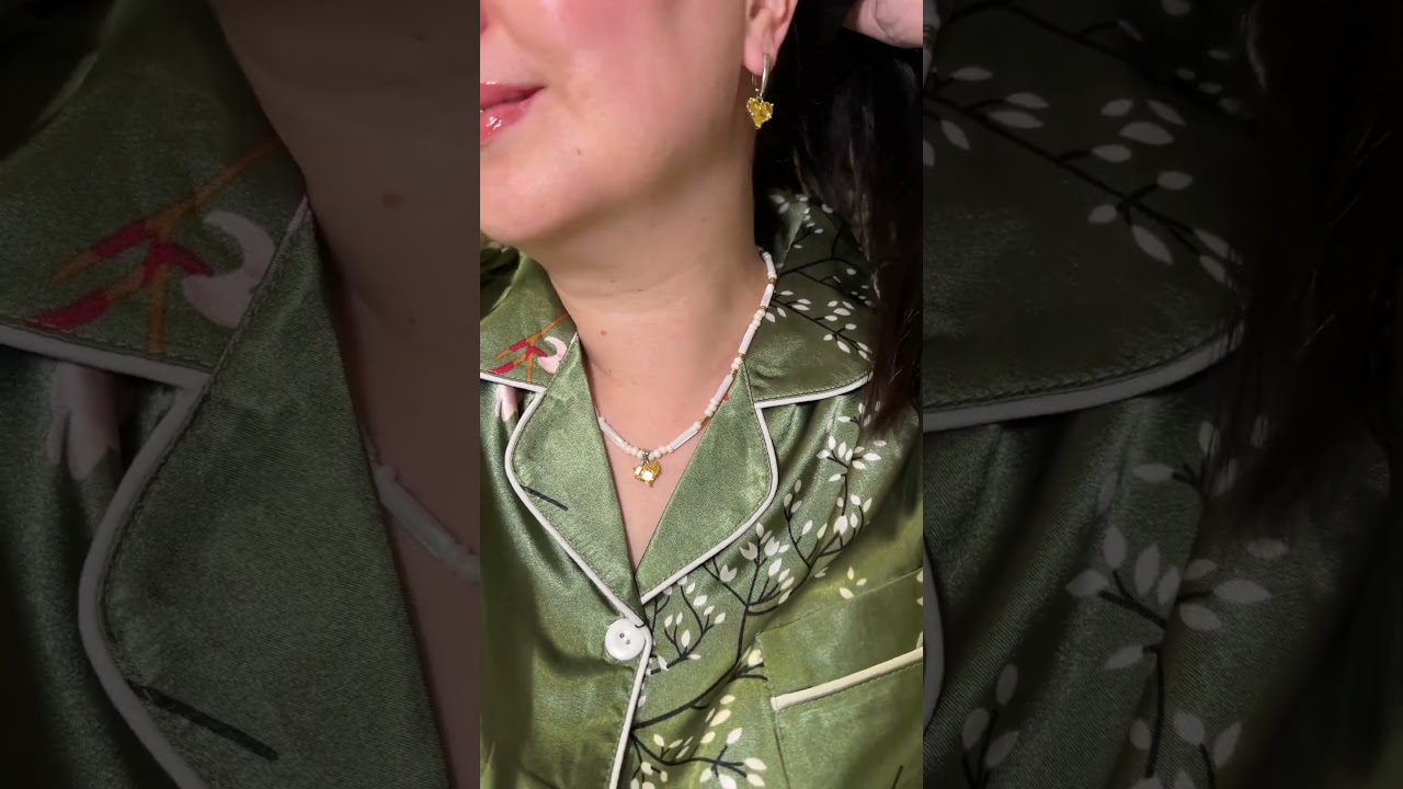 Колье из перламутра и кулоном из желтого кристалла ✨ тг lorae_bijou
