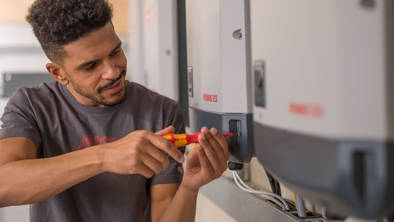 Webinar: PV Anlagenerweiterung mit Fronius Wechselrichtern