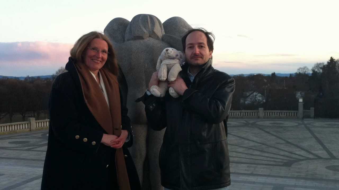 Tommaso Dorigo & Bente Lilja Bye meet Easter Bunny