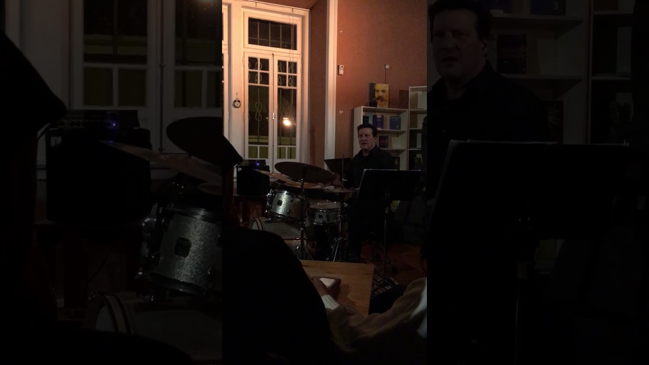 Delirio (Alma Nuestra) live Braço de Prata Lisboa 01/17