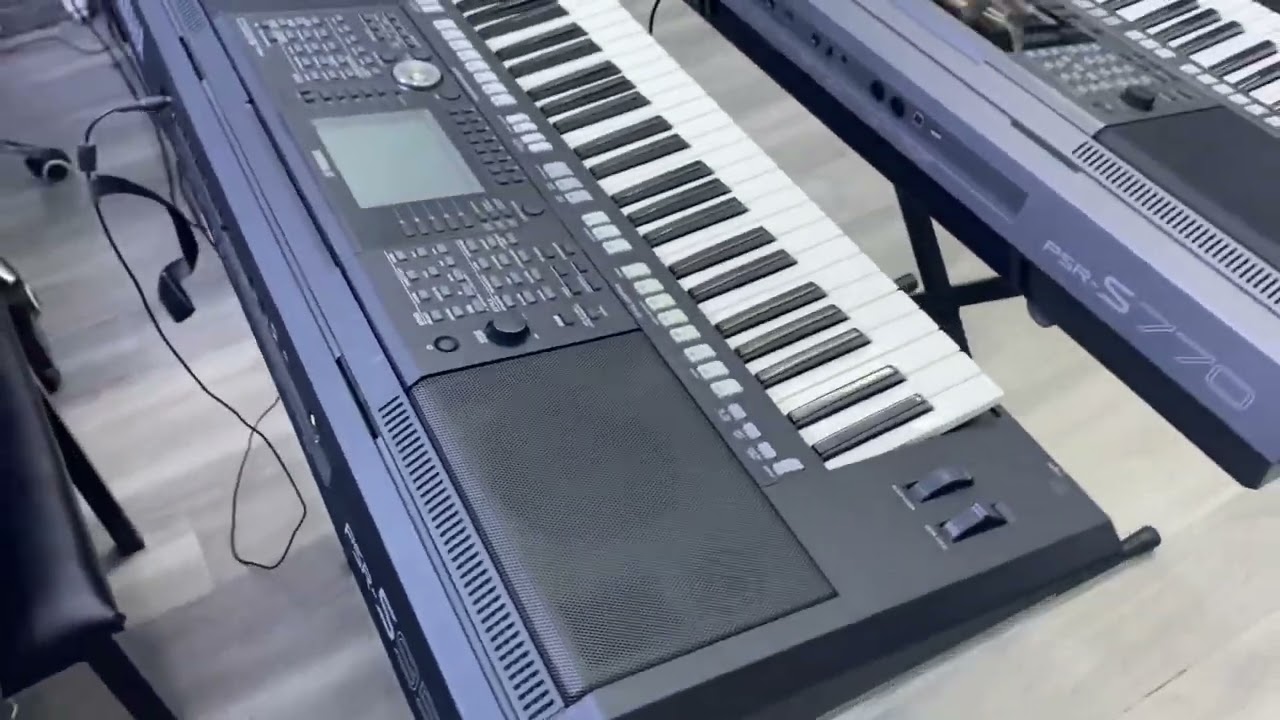 So s&aacute;nh đ&agrave;n organ psr-s770 v&agrave; psr-s950
