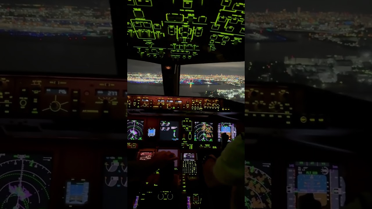 Amazing Tokyo Approach on the B777! #cockpit #cockpit #aviation
