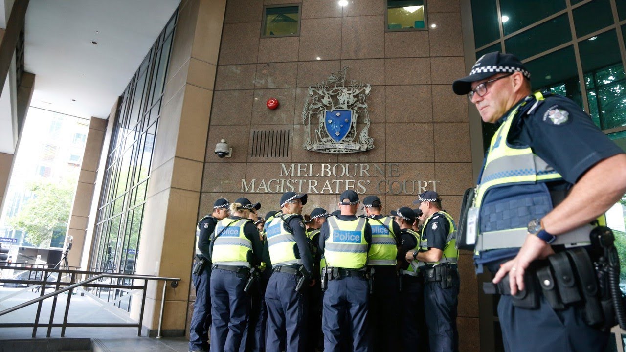 All of the senior officers in the George Pell taskforce 'need to resign'