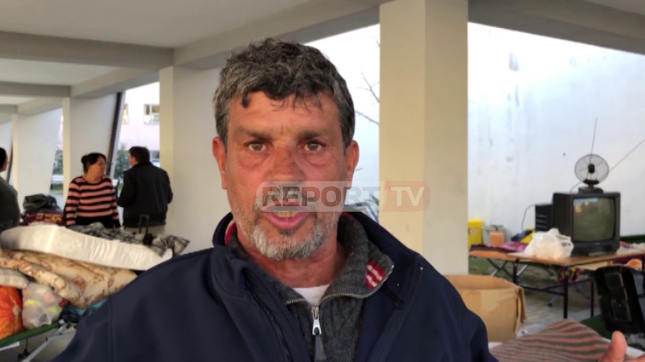 Lezhë/ 9 familje rome nxirren nga palesta e shkollës, Ndreu për Report Tv