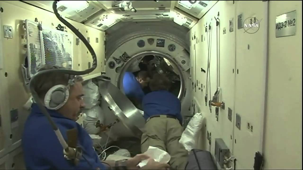 ISS Expedition 43 Farewells and Hatch Closure